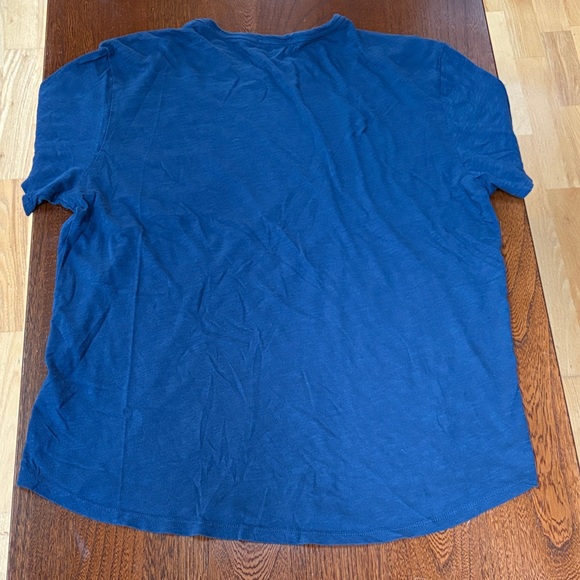 Marine Layer Men's Navy Tee with Multicolor Striped Pocket Large - Picture 10 of 10